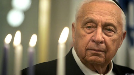 Cuộc đời qua ảnh của cỗ xe ủi Israel