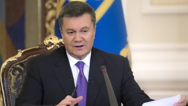 Ukraine: Tổng thống nghỉ ốm, khủng hoảng lan rộng - 1 Tổng thống Ukraine, ông Yanukovych