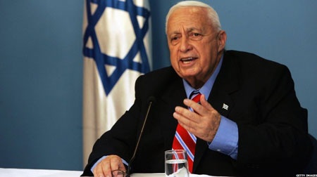 Cuộc đời qua ảnh của cỗ xe ủi Israel