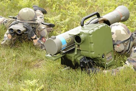 Tầm bắn tối đa của tên lửa là 3km.