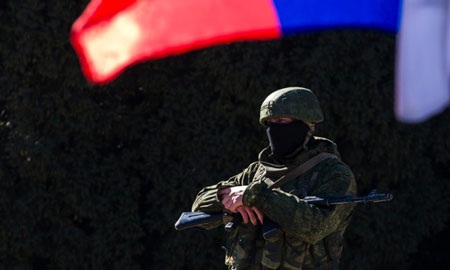 Nga: Ông Yanukovych đề nghị Tổng thống Putin triển khai quân - 1 Nga cho biết triển khai quân tới Ukraine theo đề nghị của Tổng thống bị phế truất Yanukovych.