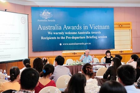 Tiễn chân 74 học viên nhận học bổng Chính phủ Úc - 1 Tiễn chân 74 học viên nhận học bổng Chính phủ Úc