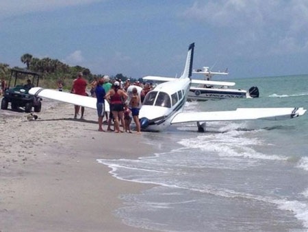 Dưới mặt đất, một người thiệt mạng và một người bị thương nặng.