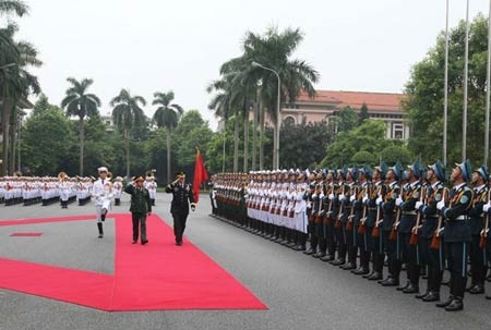 Đại tướng Hoa Kỳ: Tôi mong đợi tới Việt Nam từ rất lâu - 1 Theo