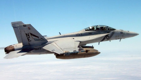 Mỹ: Hai chiến đấu cơ rơi ở Tây Thái Bình Dương - 1 Máy bay chiến đấu F/A-18 Hornets