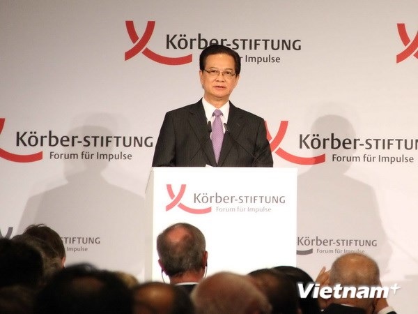 Thủ tướng trả lời báo chí quốc tế về vấn đề căng thẳng trên Biển Đông