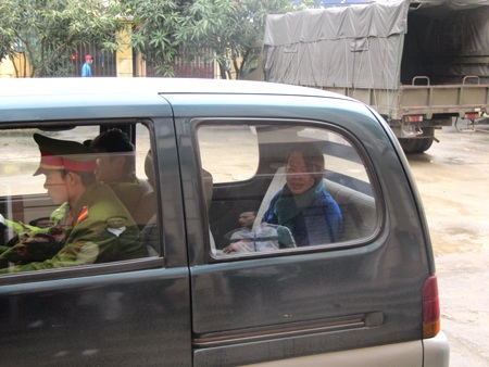 “Siêu lừa” thành Vinh: Tôi là người có học! - 4 “Siêu lừa” thành Vinh: Tôi là người có học! - 4