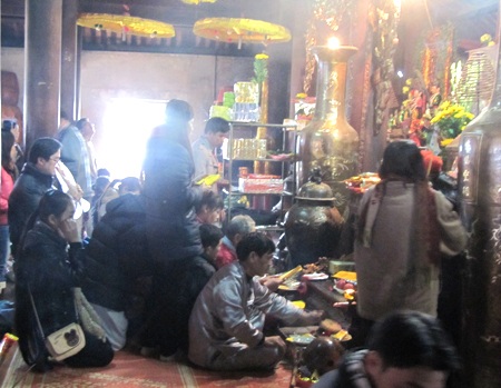 Lễ chùa đầu năm, những điều trông thấy... - 4