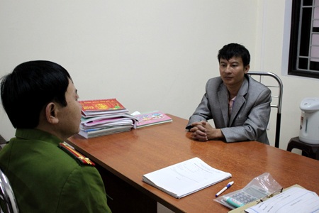 Chân dung ông Phó giám đốc “bán trời không văn tự” - 2