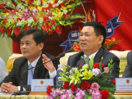 Đối thoại với Chủ tịch tỉnh: "Nóng" vấn đề việc làm cho thanh niên - 3 Đối thoại với Chủ tịch tỉnh: Nóng vấn đề việc làm cho thanh niên