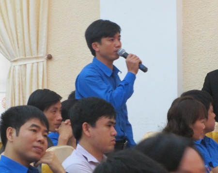 Đối thoại với Chủ tịch tỉnh: "Nóng" vấn đề việc làm cho thanh niên - 1 Đối thoại với Chủ tịch tỉnh: Nóng vấn đề việc làm cho thanh niên