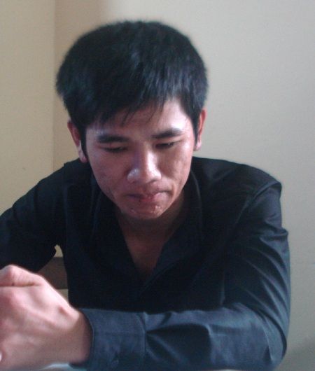 Lẻn vào nhà bạn gái mới quen để hiếp dâm - 1 Lẻn vào nhà bạn gái mới quen để hiếp dâm