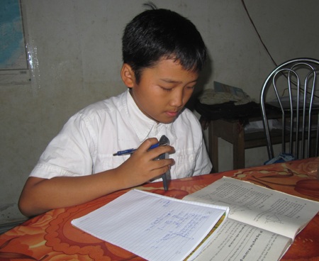 Học sinh lớp 5 giải được toán lớp 9 - 2 Học sinh lớp 5 giải được toán lớp 9