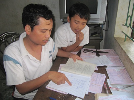 Học sinh lớp 5 giải được toán lớp 9 - 3 Học sinh lớp 5 giải được toán lớp 9