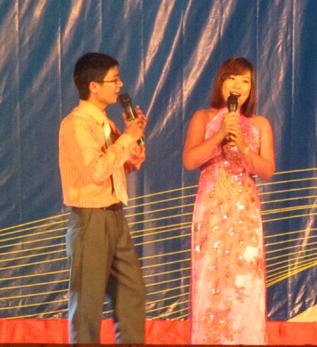 Sôi nổi tiếng hát người lao động trên quê hương Bác