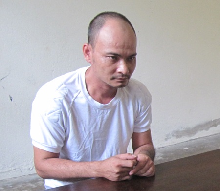 Dùng dao cứa cổ vợ cũ - 2 Dùng dao cứa cổ vợ cũ - 2