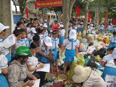 Ra quân chương trình “Tiết kiệm sinh thái” đầu tiên ở Việt Nam - 8 Ra quân chương trình “Tiết kiệm sinh thái” đầu tiên ở Việt Nam - 8
