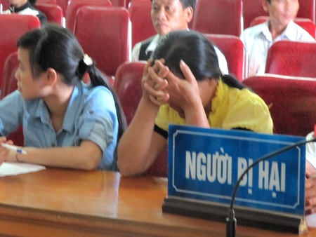 Đắng lòng phiên tòa xét xử sát thủ tuổi teen - 3 Đắng lòng phiên tòa xét xử sát thủ tuổi teen - 3