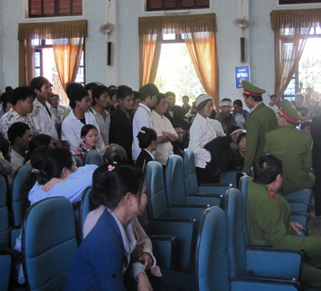 Án tử hình cho đứa cháu giết, hiếp mợ ruột - 3 Án tử hình cho đứa cháu giết, hiếp mợ ruột - 3