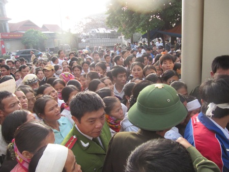 Án tử hình cho đứa cháu giết, hiếp mợ ruột - 2 Án tử hình cho đứa cháu giết, hiếp mợ ruột - 2