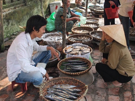 Đàn ông “buôn thúng bán bưng” - 3 Với Kính, làm nghề gì cũng phải biết mềm mỏng và quan trọng nhất vẫn là chữ tín