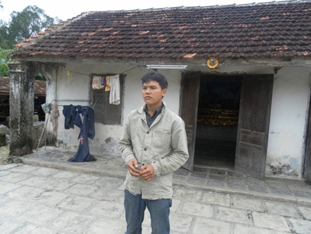 Gác lại giấc mơ giảng đường, cậu sinh viên năm cuối trở về với đồng ruộng