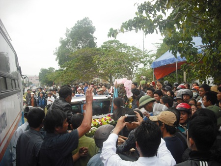 Thi thể các nạn nhân đã được đưa về quê mẹ trong sáng ngày 21/12