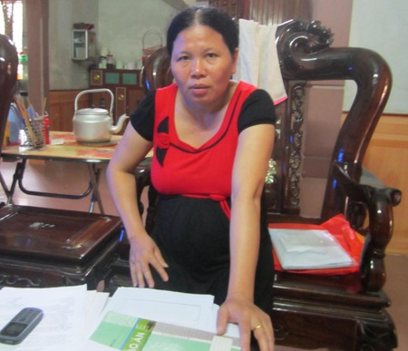 Thâm hụt quỹ, kế toán tẩy sửa sổ sách, thủ quỹ bị giữ lương 1 năm - 1 Cô Nguyễn Thị Hoa - nguyên thủ quỹ Trường THCS Văn Thành