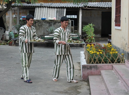 Tết sớm ở trại giam - 2 Cũng háo hức không kém trẻ nhỏ