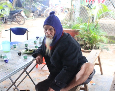 Ông Nguyễn Văn Dụng vẫn chưa hết bàng hoàng vì cái chết đột ngột của con trai