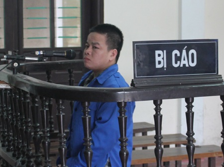 Sự thật về cán bộ Văn phòng Chính phủ "dởm" - 1 Trần Quang Nhật trước vành móng ngựa