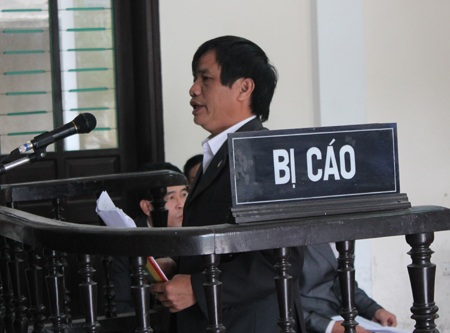 “Quan huyện, quan xã” cùng hầu tòa