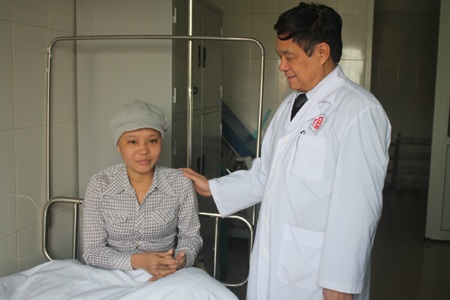 Thực hiện thành công ca ghép tủy cho bệnh nhân ung thư - 1 Thực hiện thành công ca ghép tủy cho bệnh nhân ung thư