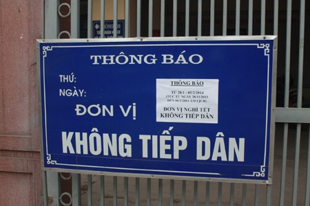 "Cò" dịch vụ làm hộ chiếu hốt bạc ngày đầu năm - 1 Cò dịch vụ làm hộ chiếu hốt bạc ngày đầu năm