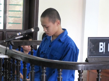 Sự thật phía sau những vụ án đau lòng - 1 Mê game, trốn học, gần 15 tuổi, Mộng Thế Xương mang trên mình 2 án giết người, cướp tài sản.