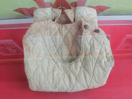 300 hiện vật tái hiện “một thiên sử vàng” Điện Biên Phủ - 10 Những chiếc xẻng được sử dụng để đào hào giao thông siết chặt vòng vây tại Điện Biên Phủ