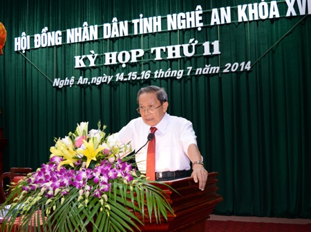 "Nhất quyết kiện Trung Quốc nhưng chưa phải lúc này" - 1 PGS.TS Lê Văn Cương phát biểu tại Kỳ họp thứ 11 HĐND tỉnh Nghệ An khóa XVI.