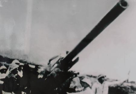 Triển lãm "Biển, đảo và người chiến sỹ Hải quân - Âm vang chiến thắng trận đầu" - 8 Phân đội 4 - Hải quân chiến đấy bảo vệ căn cứ khu tuần phòng 1 tại Bãi Cháy - Quảng Ninh.