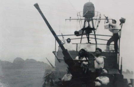 Triển lãm "Biển, đảo và người chiến sỹ Hải quân - Âm vang chiến thắng trận đầu" - 7 Phân đội 4 - Hải quân chiến đấy bảo vệ căn cứ khu tuần phòng 1 tại Bãi Cháy - Quảng Ninh.