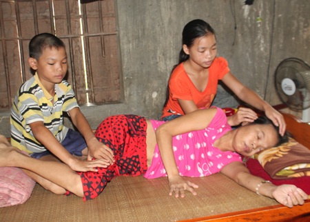 “Anh biết về nhà sẽ chết, nhưng cùng đường rồi em ơi” - 4 “Anh biết về nhà sẽ chết, nhưng cùng đường rồi em ơi”