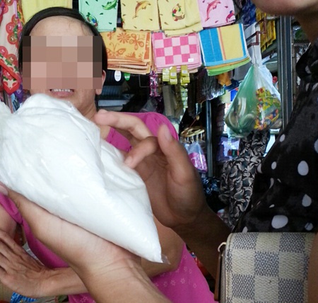 Người tiêu dùng bị đầu độc từ từ bởi phụ gia tẩy trắng thực phẩm