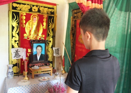 Cậu học trò mồ côi và giấc mơ trở thành cảnh sát biển - 4 Mến chỉ mong còn bố, còn mẹ để có điểm tựa về tinh thần những lúc cảm thấy buồn tủi, cô độc.