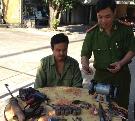 Sản xuất súng tự chế bán với giá hơn 3 triệu đồng - 1 Sản xuất súng tự chế bán với giá hơn 3 triệu đồng