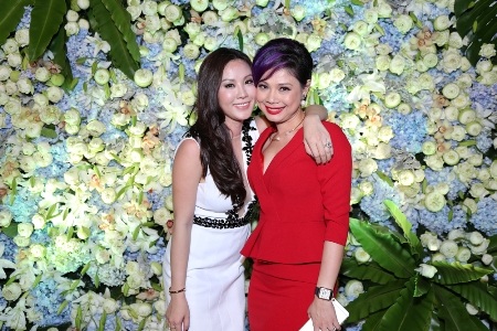 Ca sĩ Thanh Thảo với mái tóc cá tính đến dự sinh nhật người bạn đồng nghiệp mới