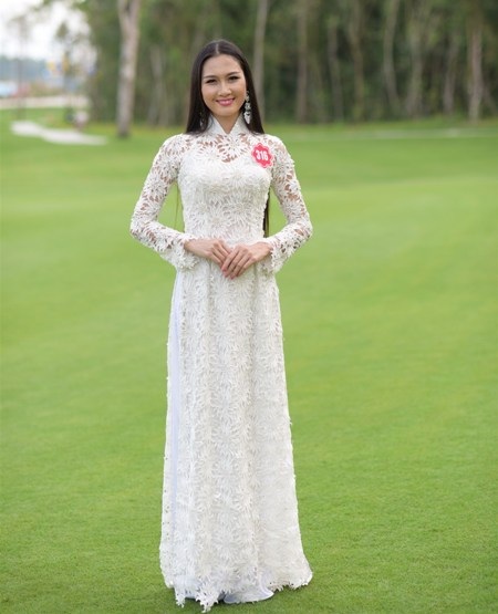 Thí sinh Hoa hậu Việt Nam nền nã trong trong trang phục áo dài - 8 T.H