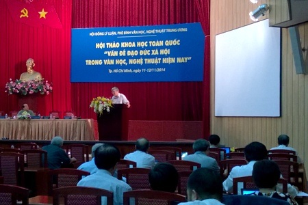 Phim càng nhảm, càng thu lắm tiền? - 1 Các đại biểu tham gia thảo luận tại hội thảo vào chiều 11/11/2014
