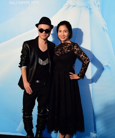 Mỹ Linh ấn tượng trong mẫu thiết kế mới của Đỗ Mạnh Cường