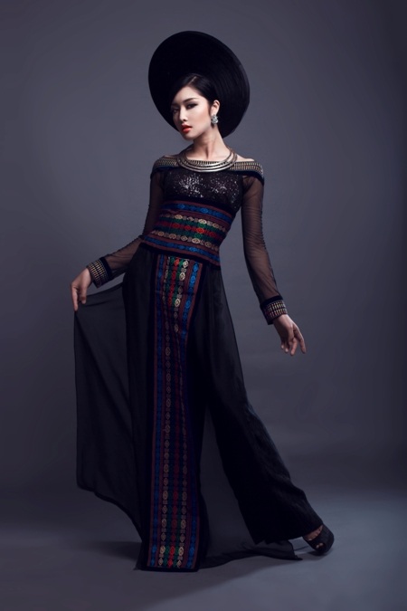 Bộ trang phục làm nổi bật lên nét đẹp văn hóa của trang phục dân tộc Việt Nam