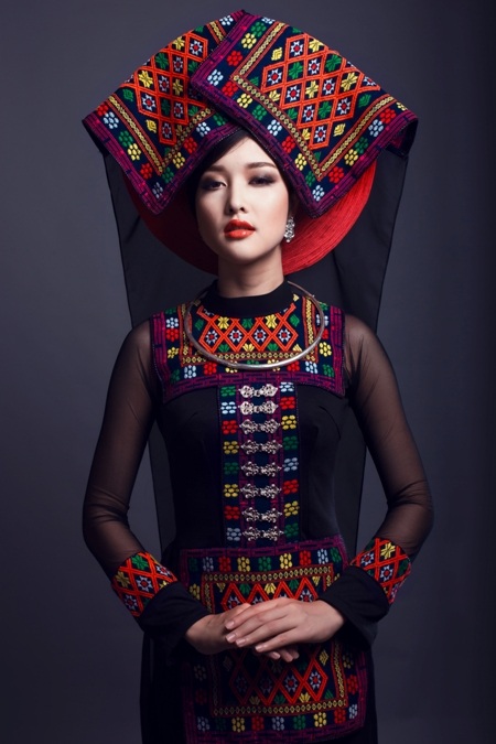 Bộ trang phục làm nổi bật lên nét đẹp văn hóa của trang phục dân tộc Việt Nam