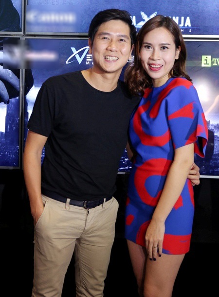 Cô bạn Phương Linh cũng đến chúc mừng đồng nghiệp Lưu Hương Giang trong ngày vui.